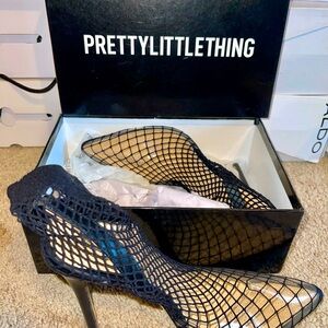 Pretty Little Thing Black Fishnet Heels (Size 6)